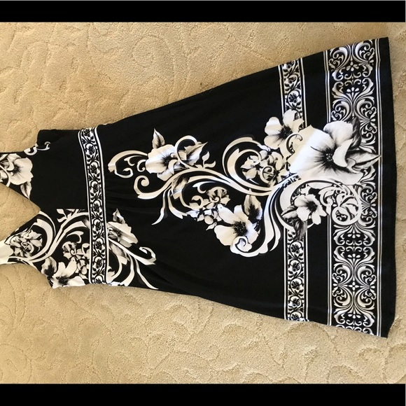 WHBM DRESS - Picture 2 of 2